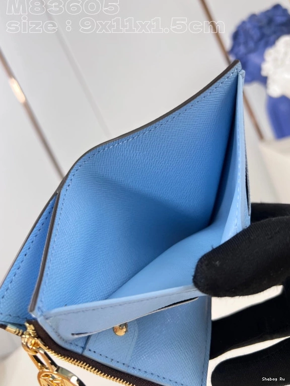 VUITTON LOUIS 9*11.5*1.5CM - Lisa Wallet 0801
